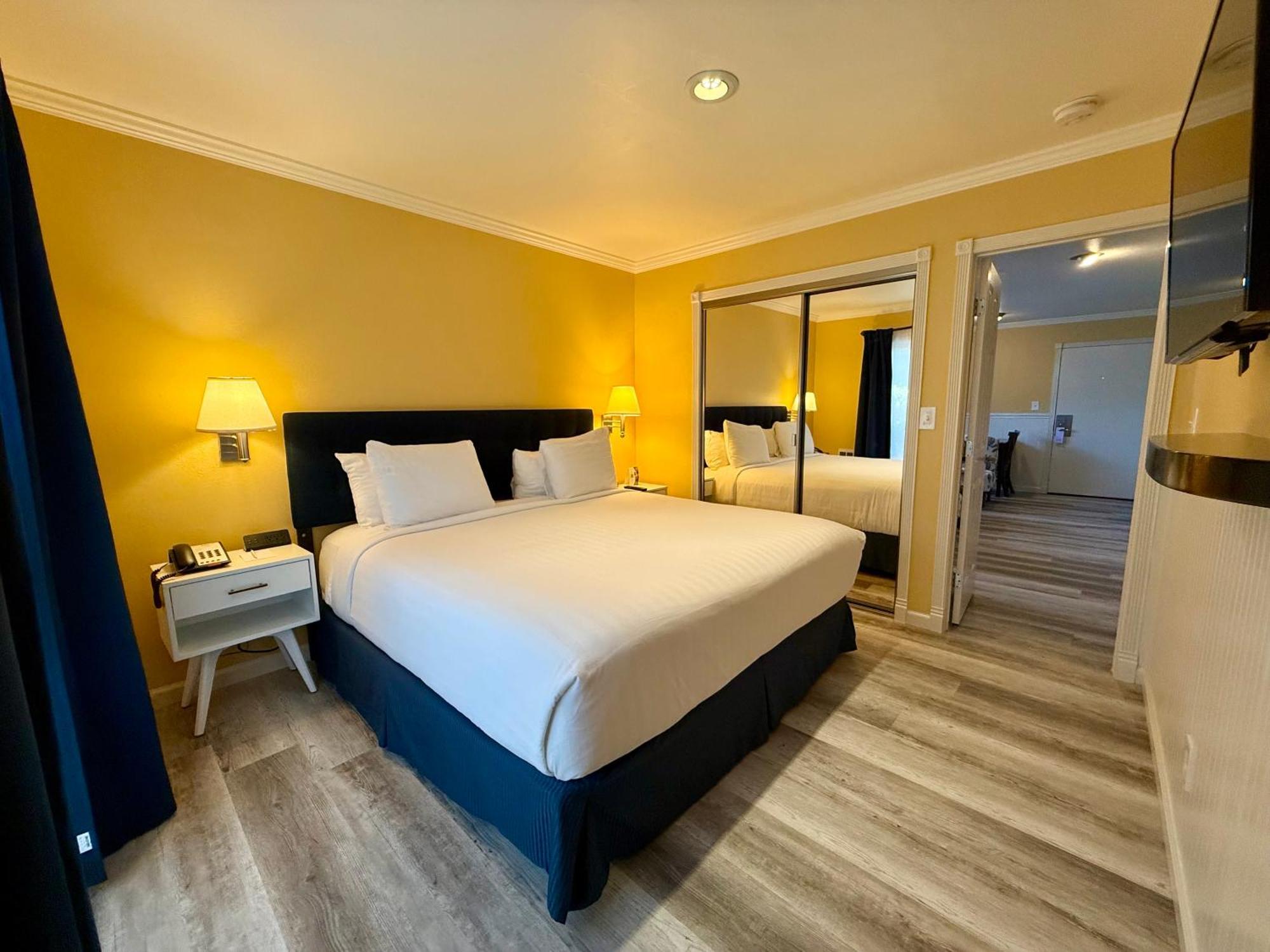 Monterey Bay Lodge Экстерьер фото
